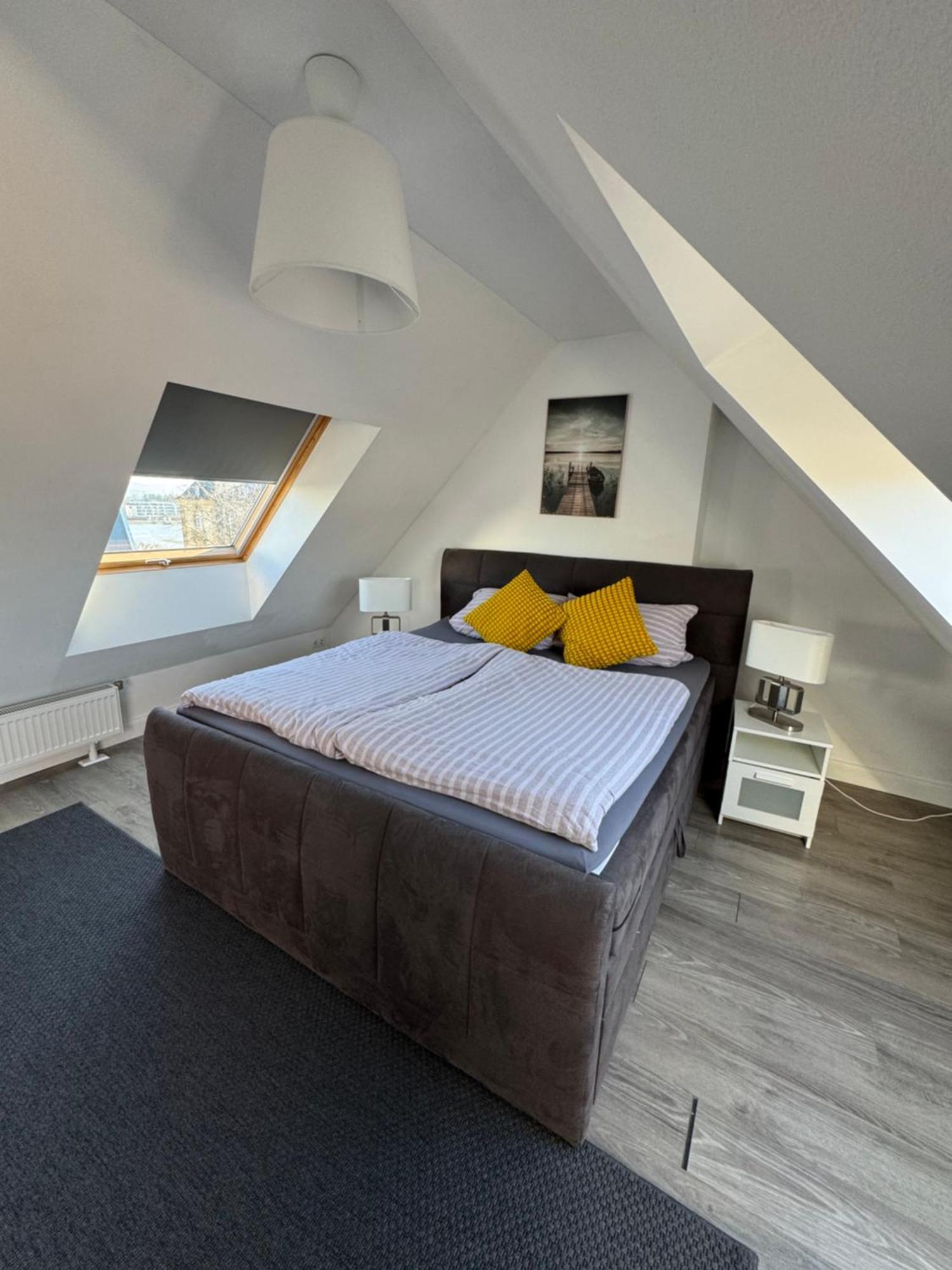City Apartments Am Rhein Bonn Exterior photo