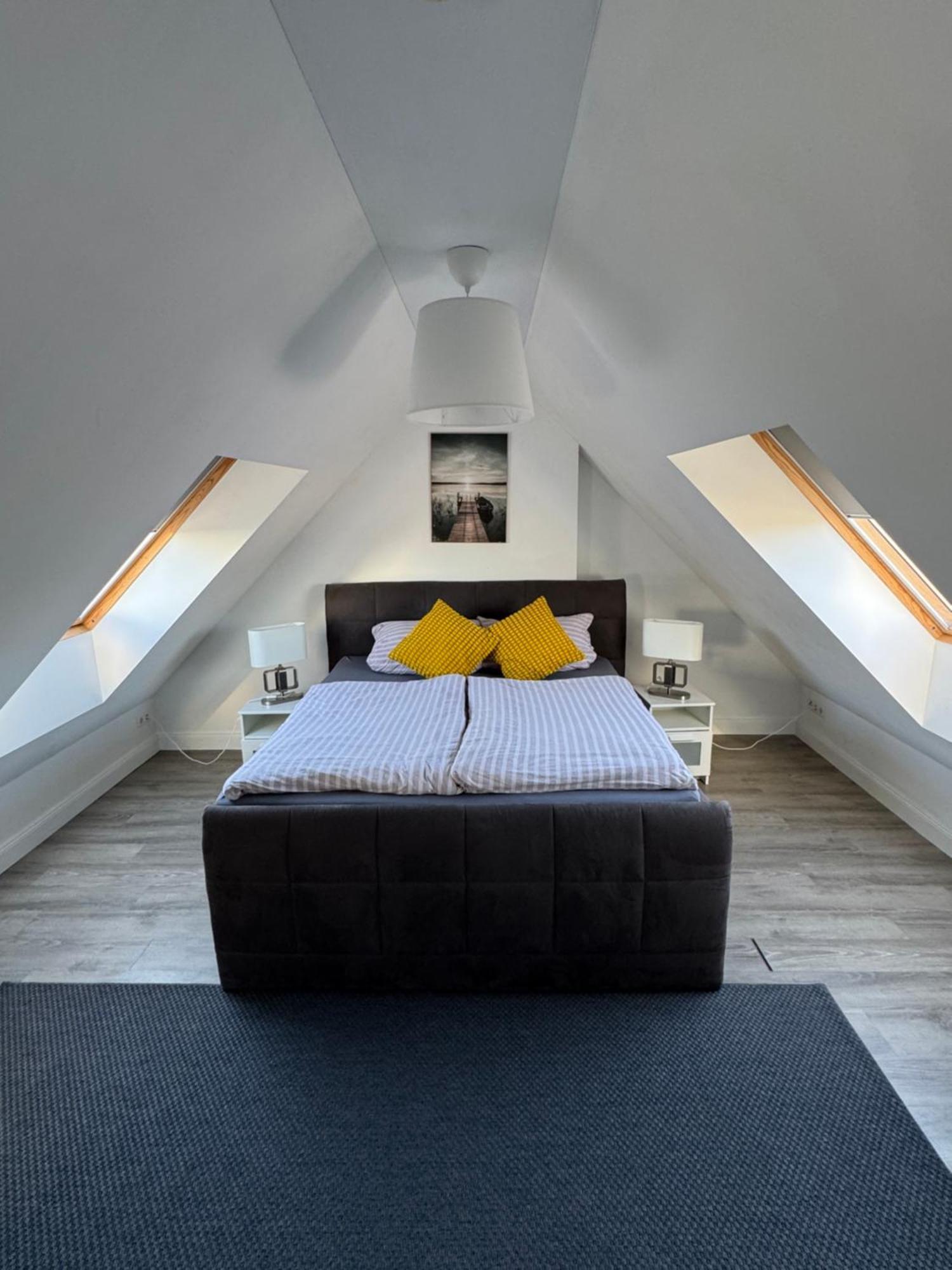 City Apartments Am Rhein Bonn Exterior photo